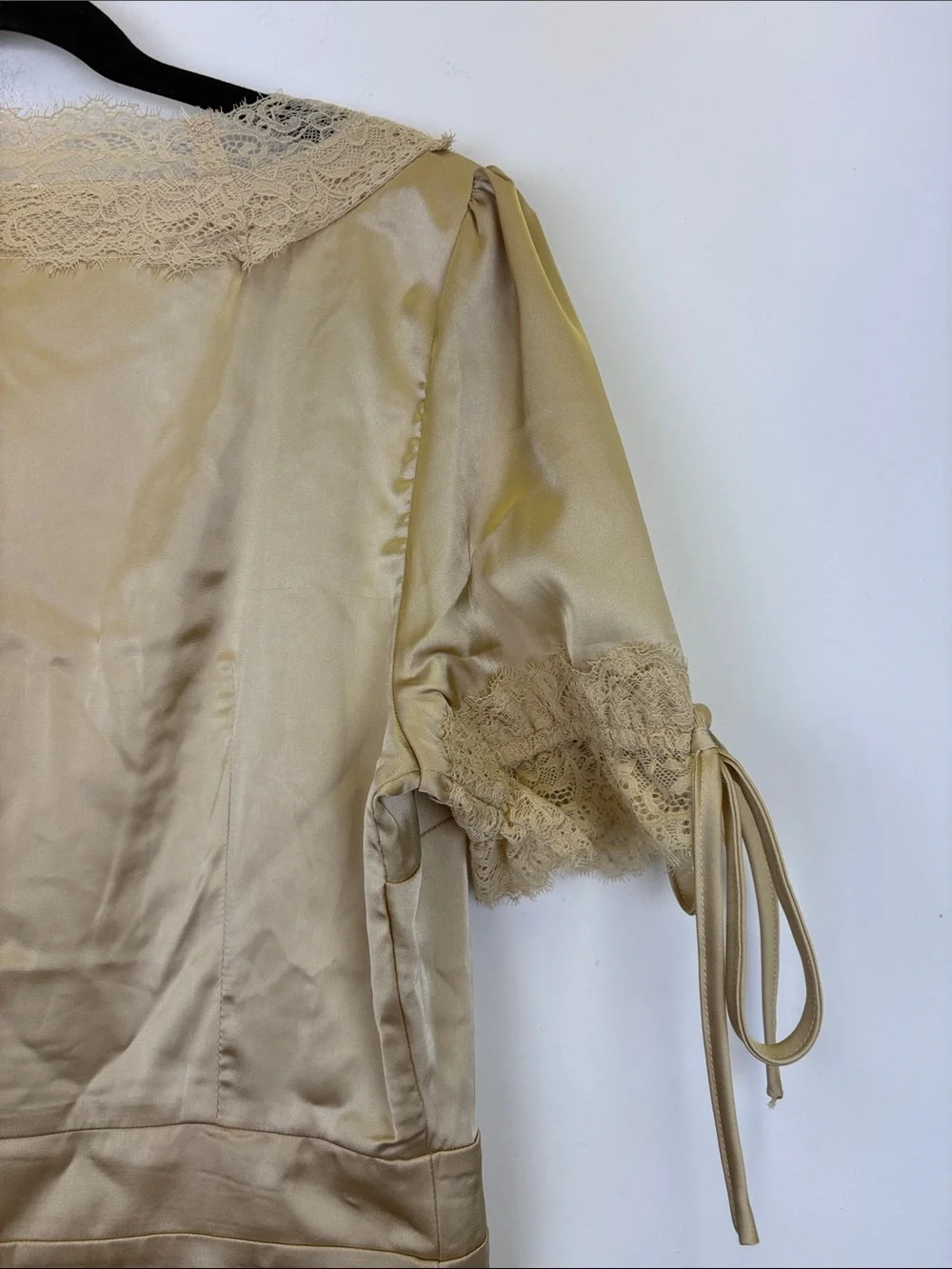 Rihoas Apricot Satin Lace Mini Dress Medium NWT V Neck Cottagecore Romantic - Picture 11 of 12